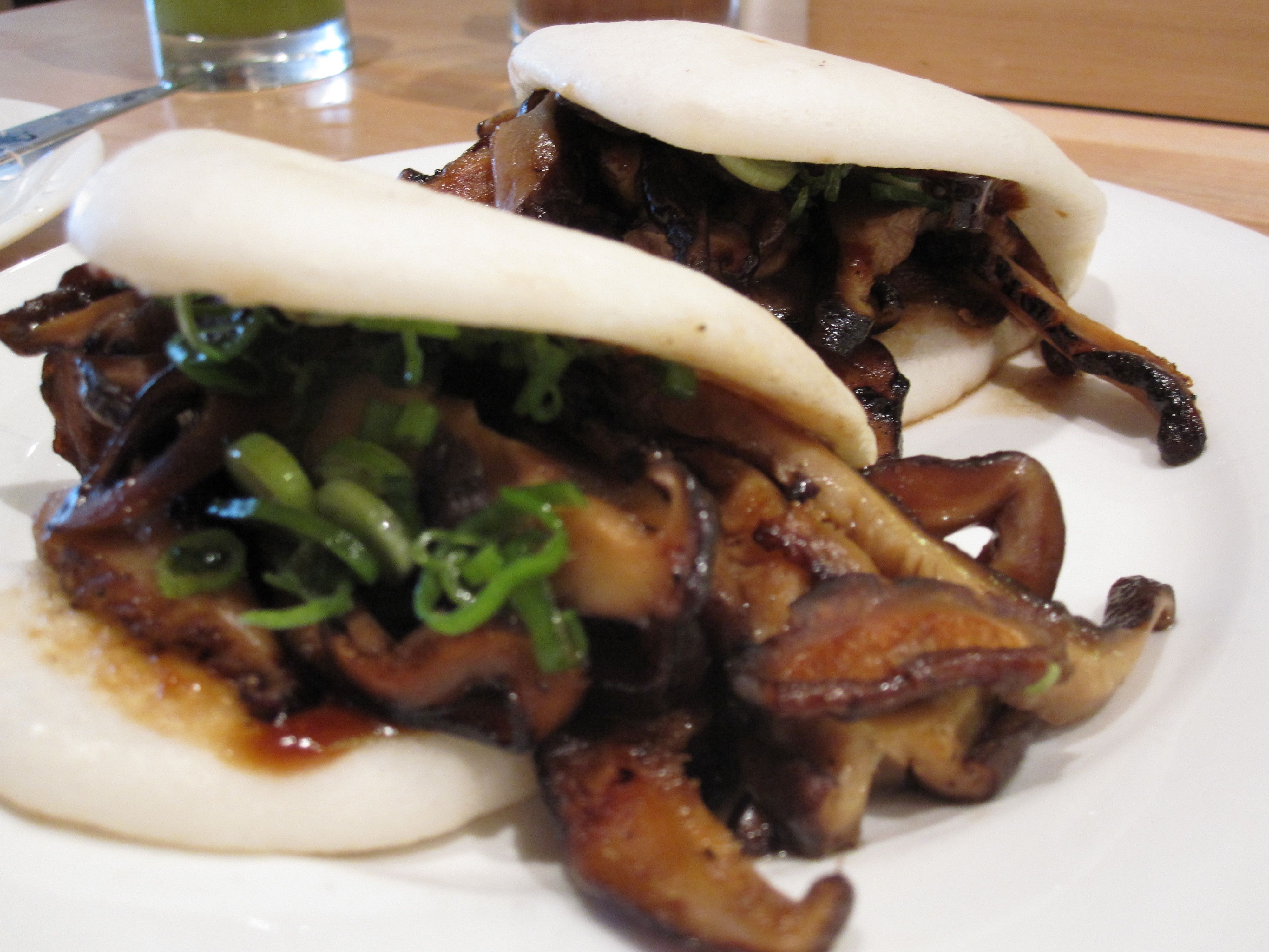 shitake buns